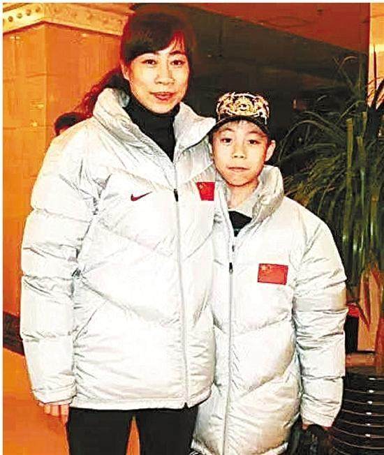 乐鱼app-【人物】菜鸟张镇麟闪耀CBA 中国男篮等来侧翼答案？